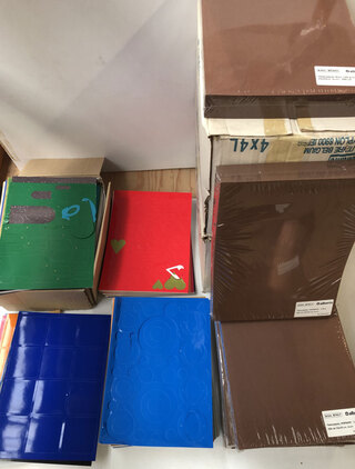Veel Tekenpapier popshop, stansvellen